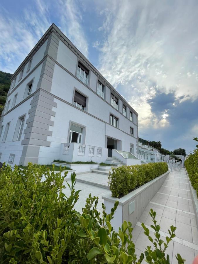 Experience Boutique Hotel - Villa Cimmino Castellammare di Stabia Exterior foto